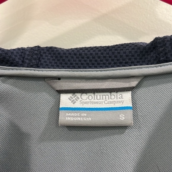 Columbia lightweight softshell hooded jacket - Picture 2 of 6